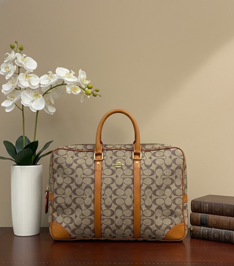 شنط كوتش لابتوب