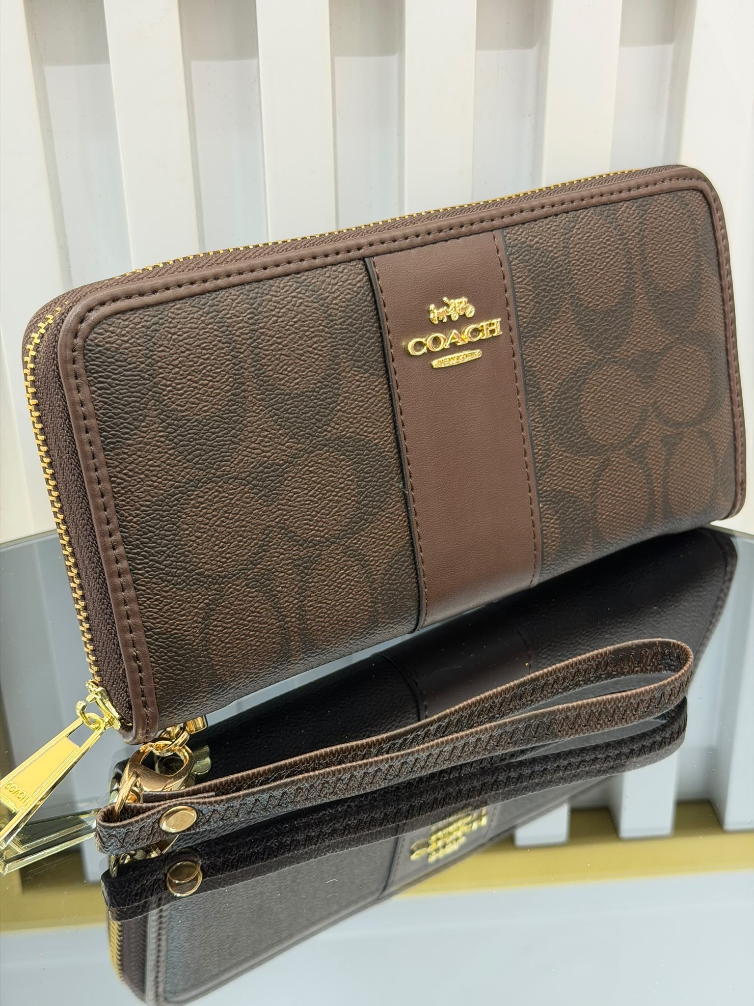 جزدان كوتش