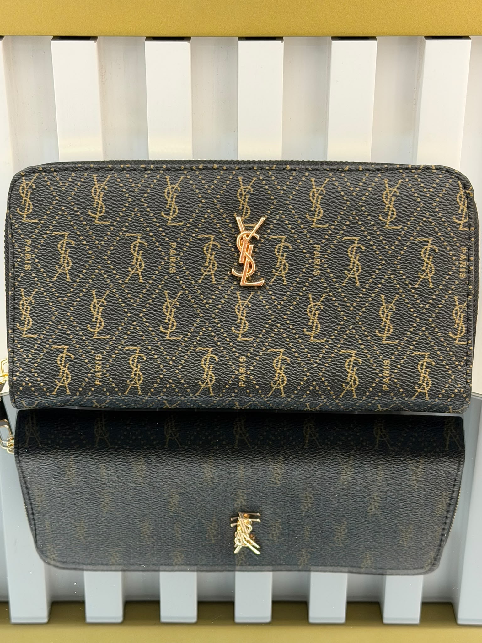 جزدان ysl