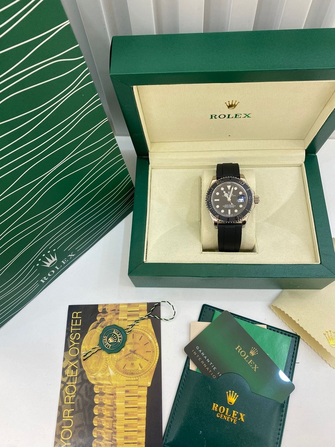 ساعة ROLEX