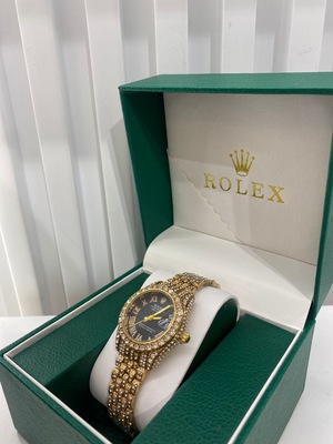 ساعة ROLEX