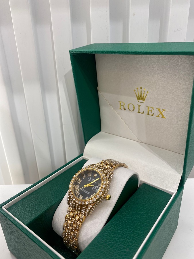ساعة ROLEX