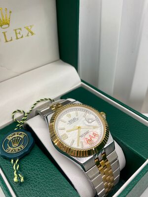 ساعة ROLEX