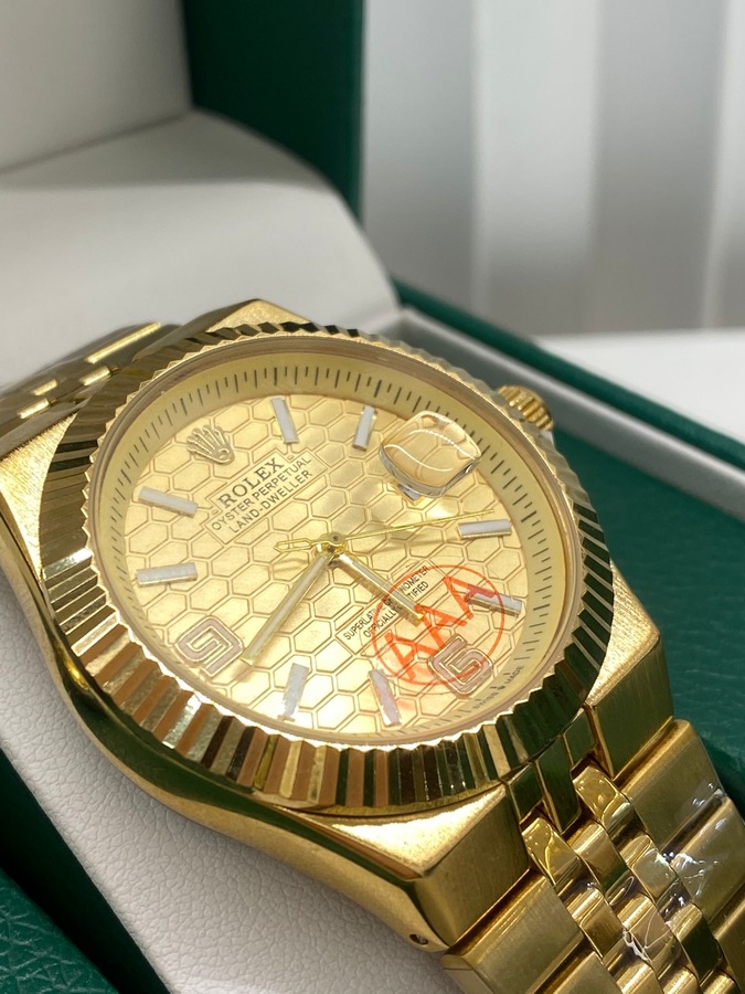 ساعة ROLEX