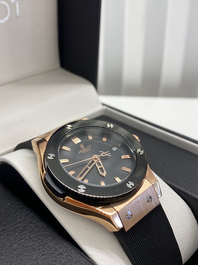 ساعة هبلوت (Hublot)