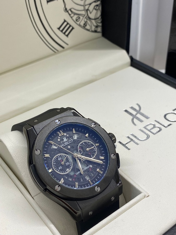 ساعة Hublot رجالي