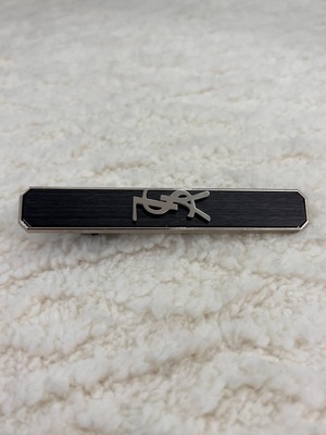 مشبك شعر ysl