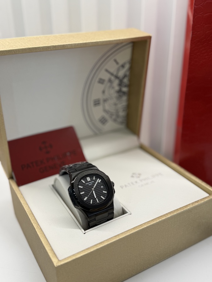 ساعة Patek Philippe