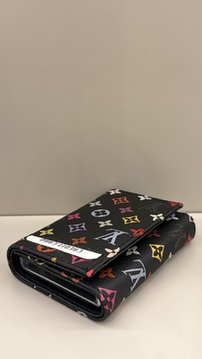 محفظة بطاقات lv