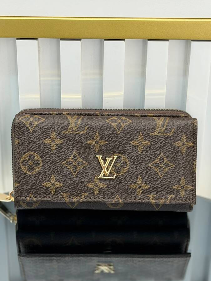 جزدان lv