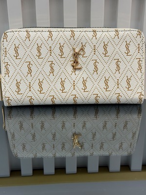 جزدان ysl
