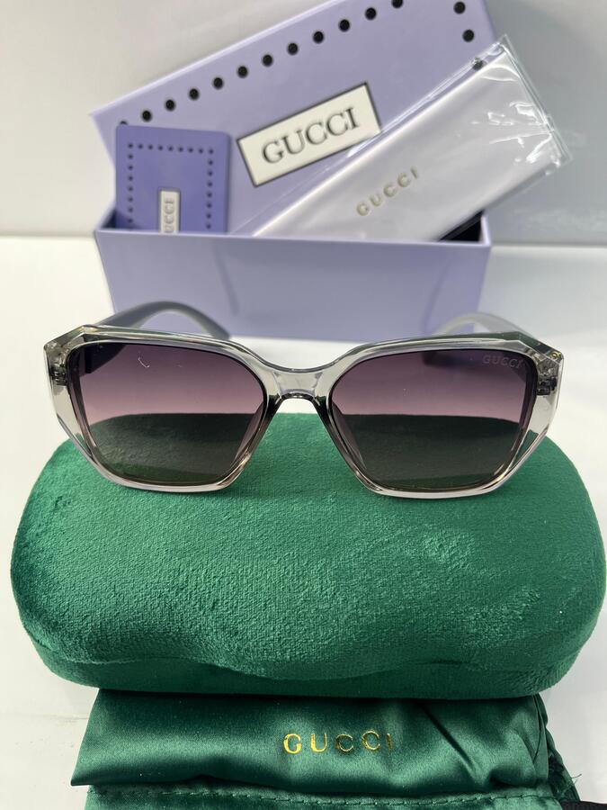 نظارة شمسية من CUGGI