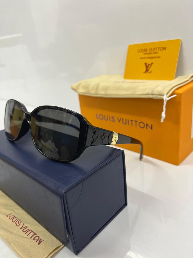نظارة شمسية من LOUIS VUITTON