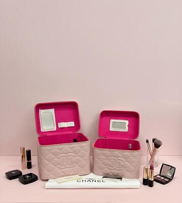 شنط مكياج CHANEL
