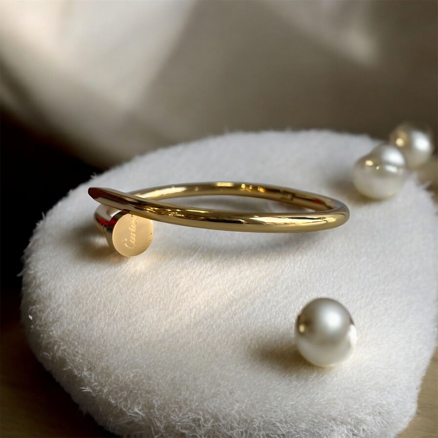اسوارة CARTIER