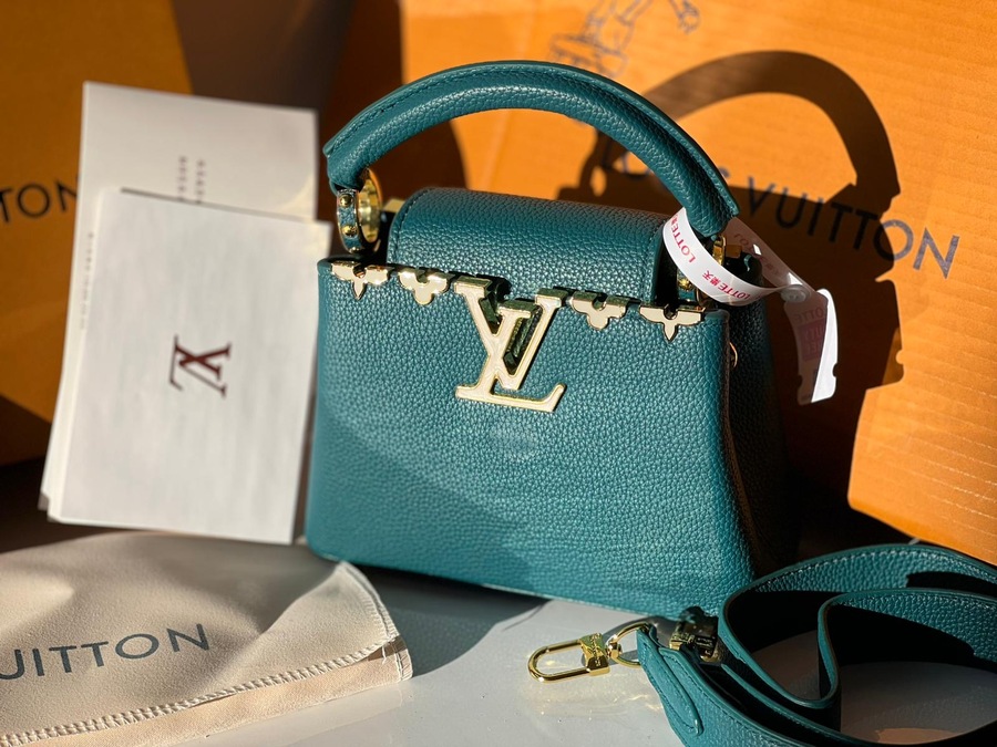 شنط Louis vuitton نخب حجم القاعدة 19 سم