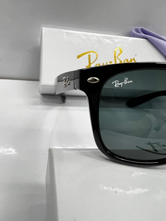 نظارة Ray Ban